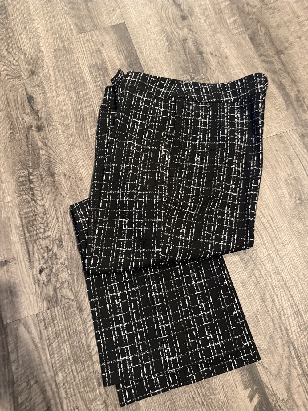 Hofelli Harlow Black & White Grid Straight-Leg Pants